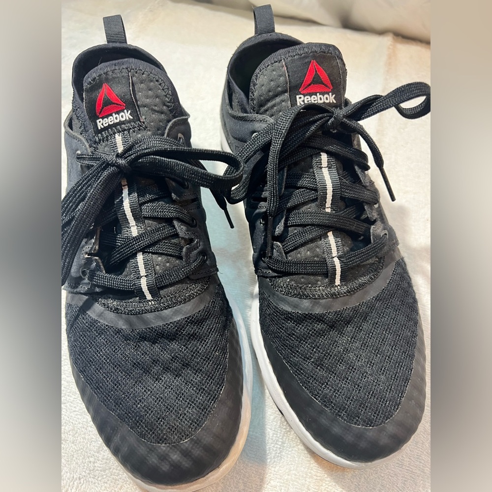 Women’s Reebok DMX sneakers